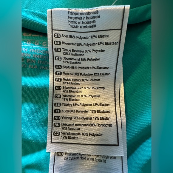 NWT ASICS Green Tennis Skirt with built in Compressions Shorts L - Picture 4 of 4